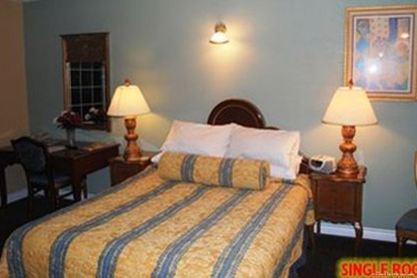 TRAVEL INN AND SUITES (Victorville)